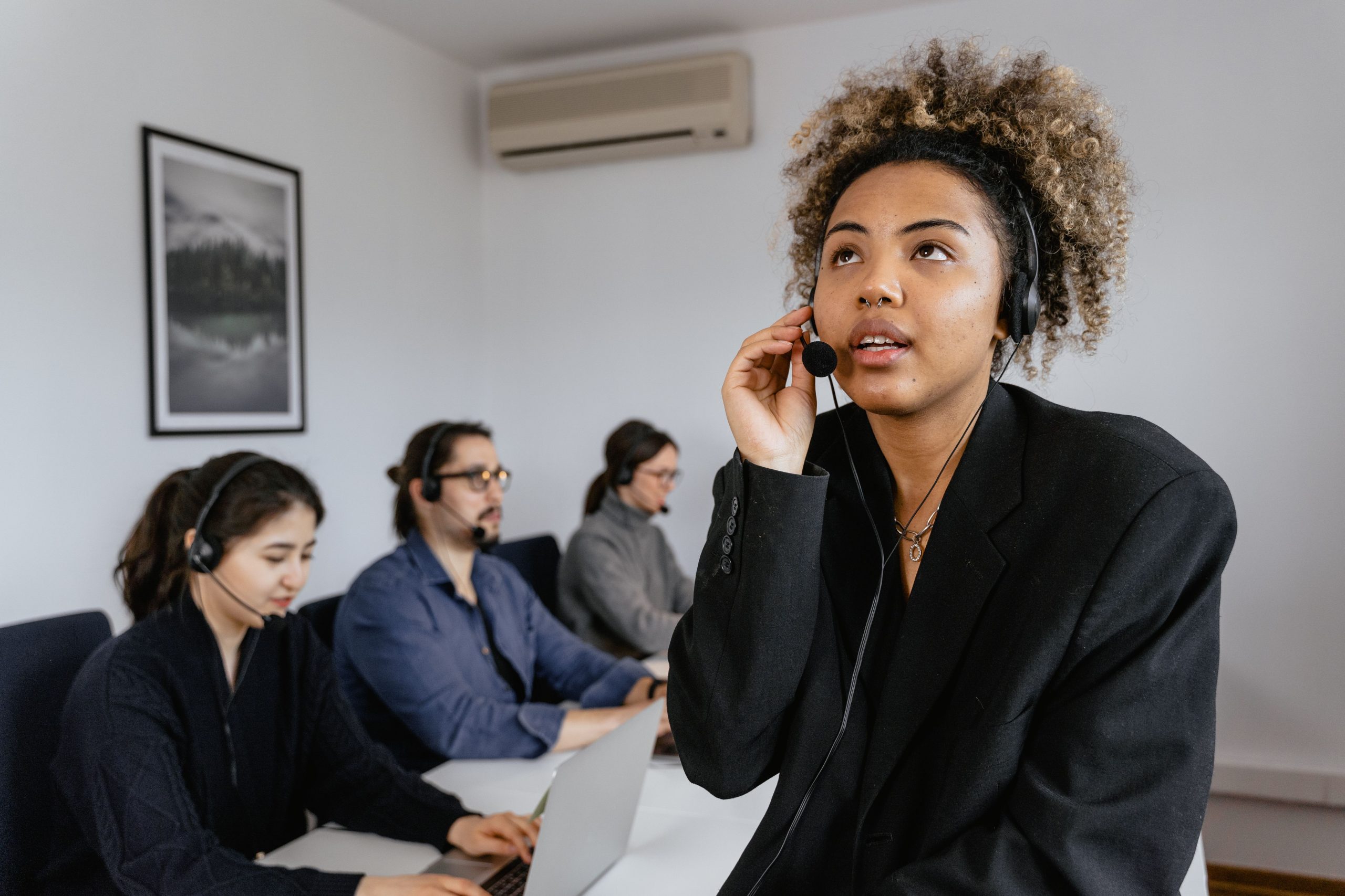 La hotline est notamment disponible pour les clients TMS